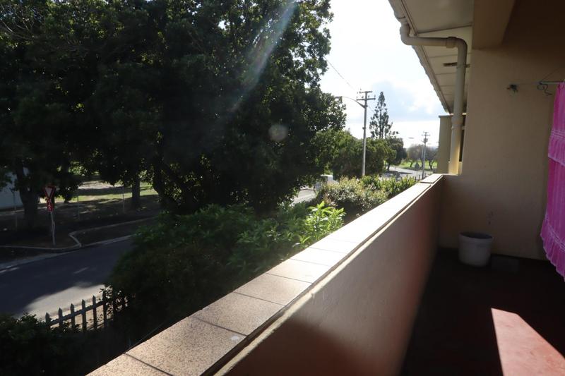 To Let 2 Bedroom Property for Rent in Lansdowne Western Cape